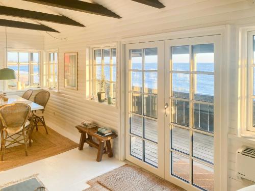 Breathtaking Sea View At Dinestrup Beach — hotel in Ullerslev