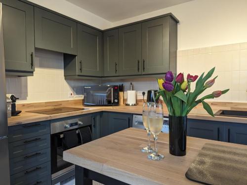 Two Bedroom Duplex Apartment — 4-Star Luxury Hotel in Swansea, United Kingdom