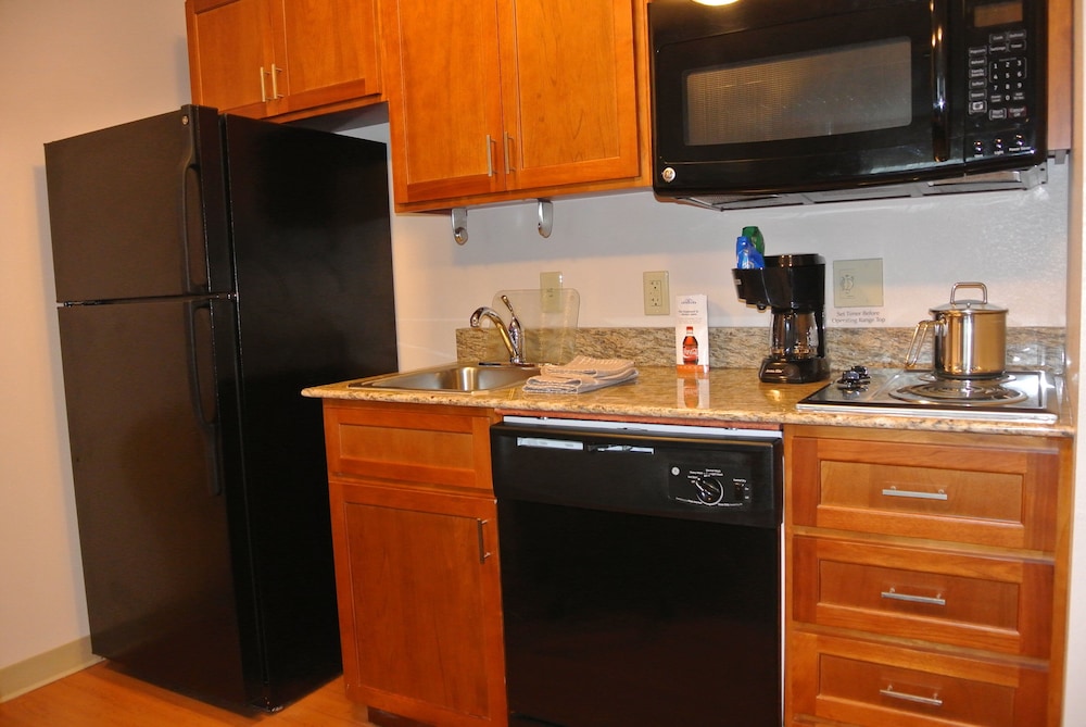 TownePlace Suites by Marriott Birmingham South - photo 14