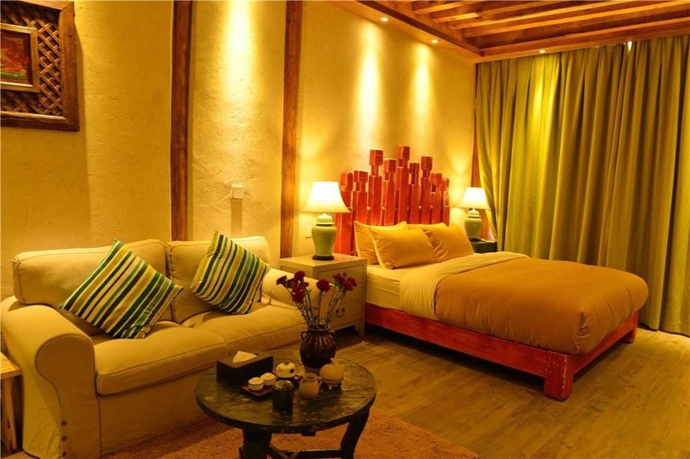 Lijiang Tricolor Cloud River Resort Hotel — 4-Star Luxury Hotel in Lijiang, People's Republic of China
