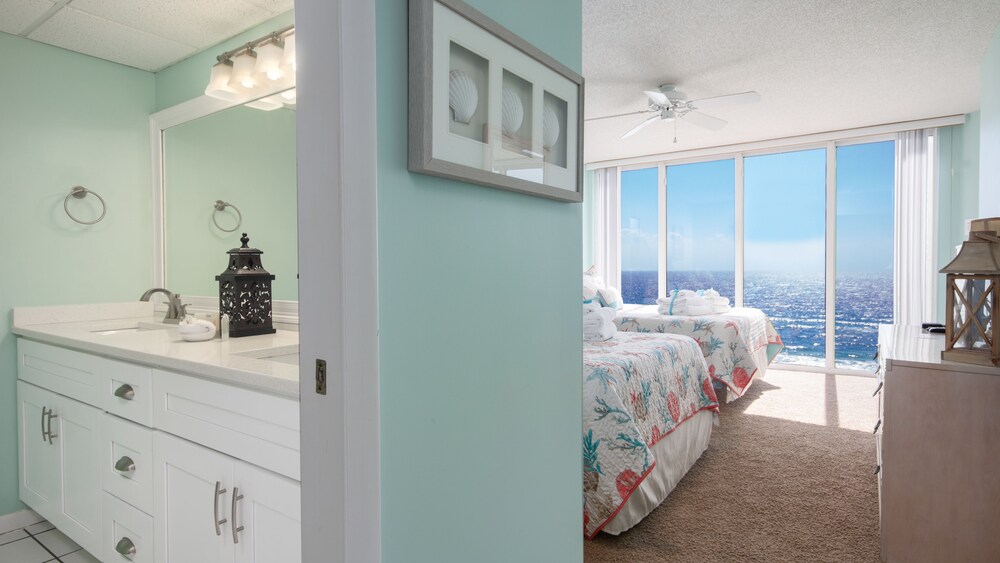 Long Beach 4 1007E 556192 by RedAwning - photo 38