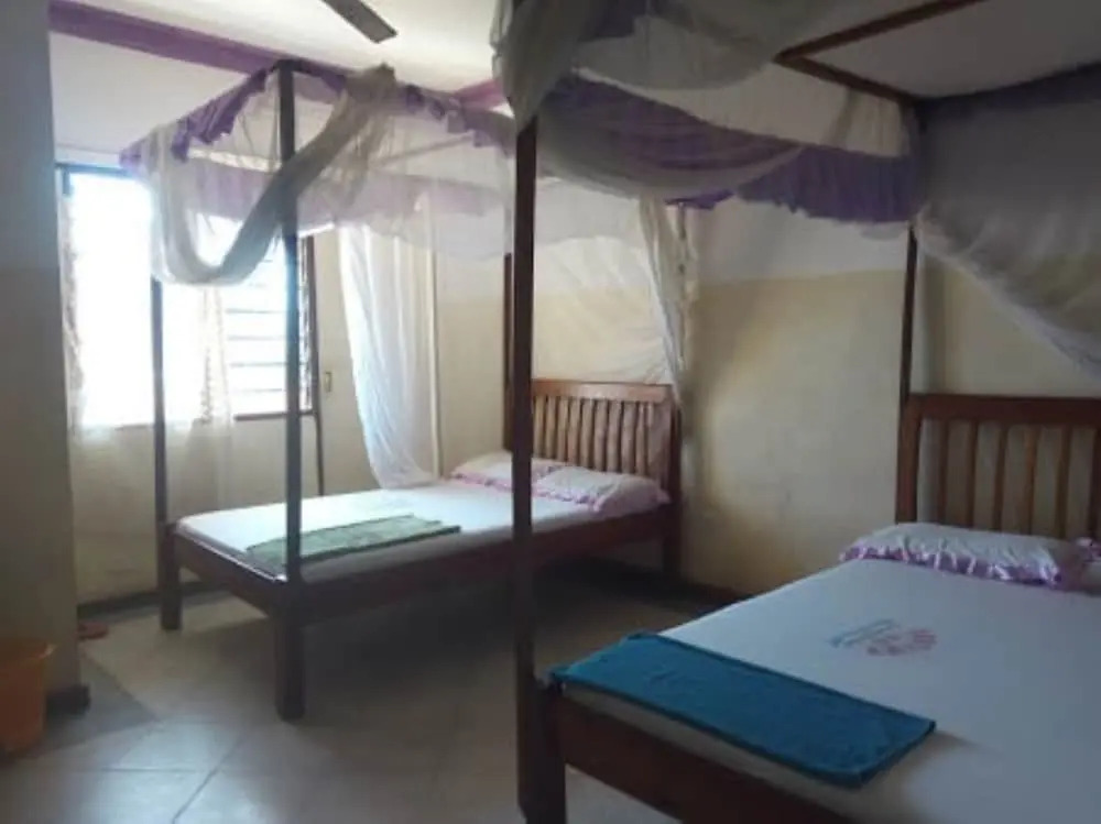 Ropaka Hotel - last minute hotel in Mombasa