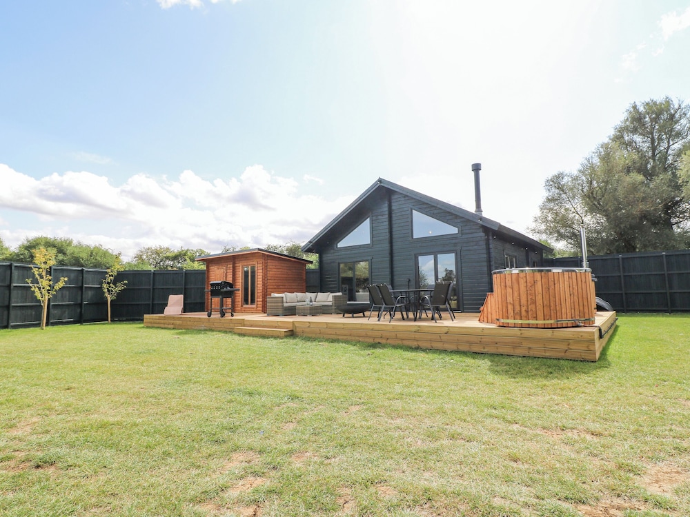 Rabbit Hole in Oakham, United Kingdom