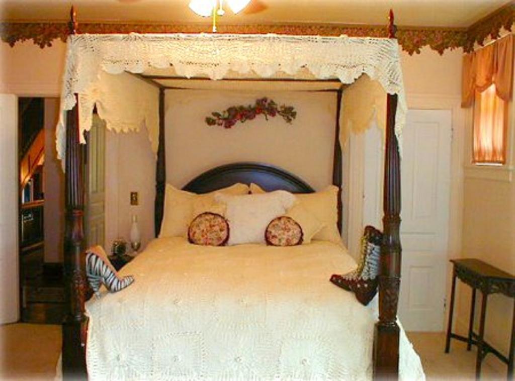 Inn At Norwood - photo 8