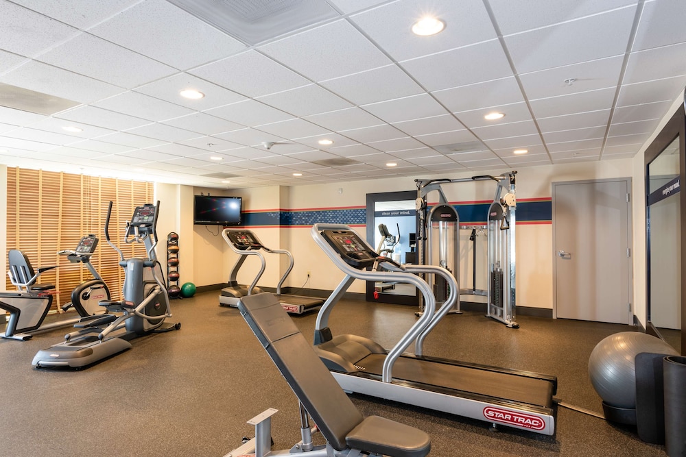 Hampton Inn & Suites Pittsburg CA - photo 73