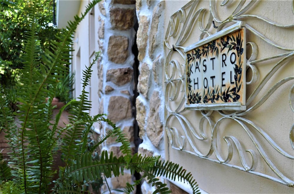 Kastro Hotel - carbon neutral hotel in Skiathos