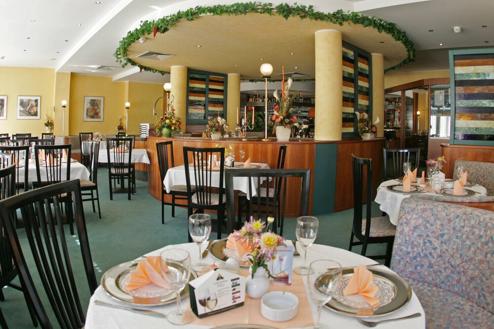 Wettiner Hof - carbon neutral hotel in Riesa