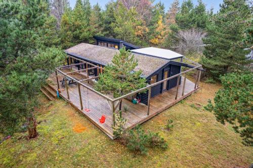 Unspoilt Nordic Gem Amidst Nature - carbon neutral hotel in Unknown City