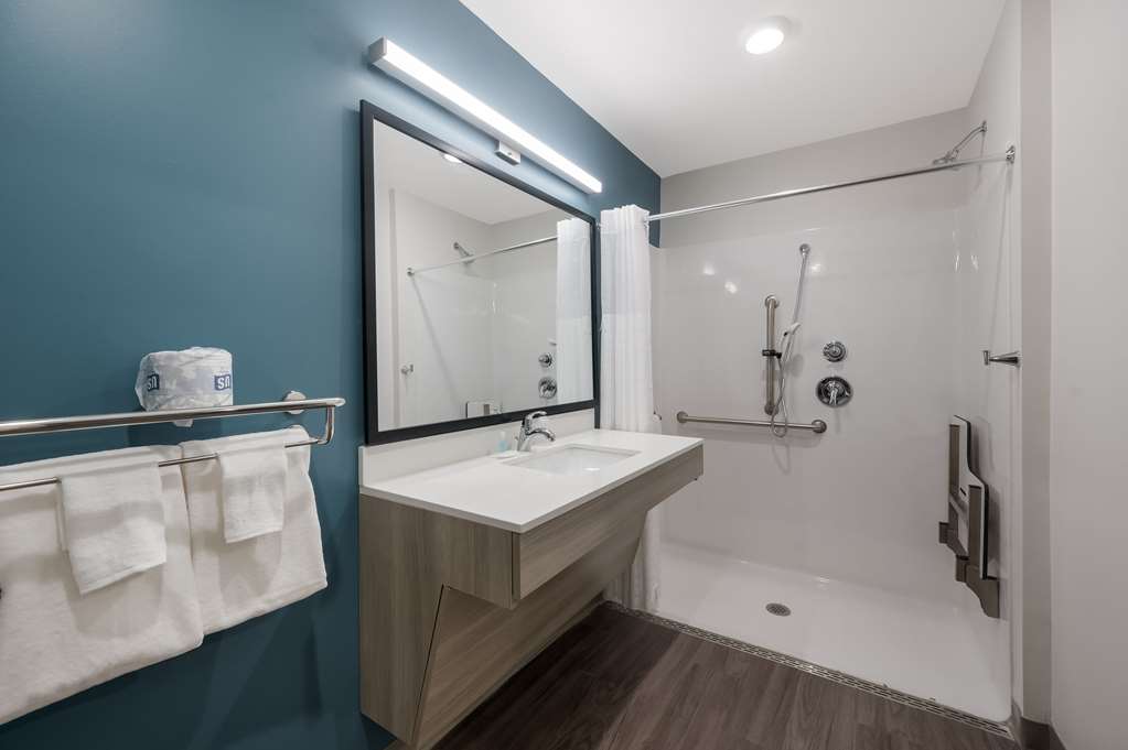 WoodSpring Suites Wixom Novi - photo 7