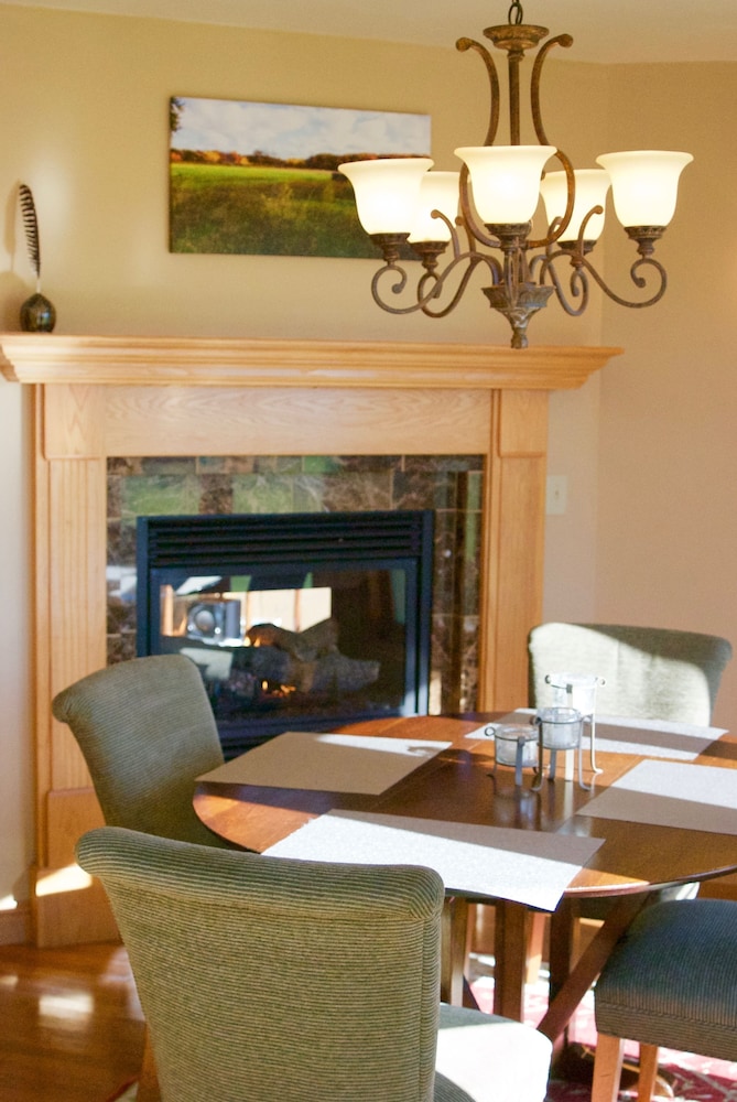 Settlement Courtyard Inn & Lavender Spa - photo 18