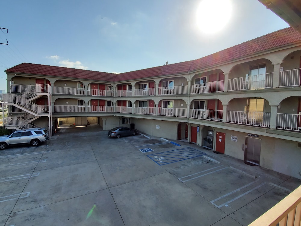 Colony Inn - photo 43