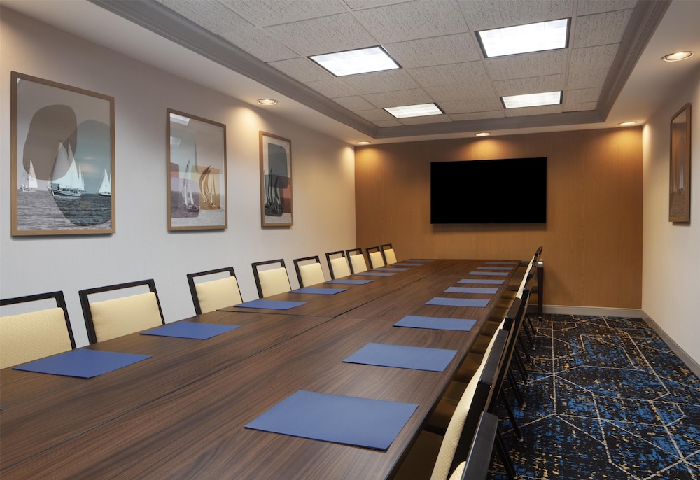 Hampton Inn & Suites Tampa North - photo 57