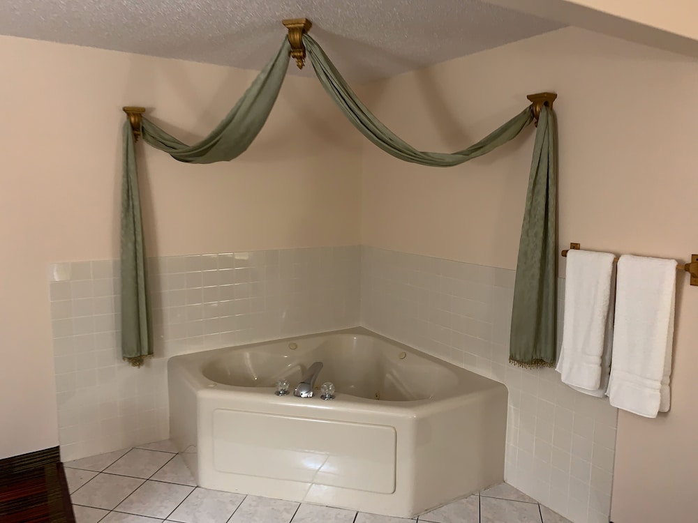Budgetinn & Suites - photo 23