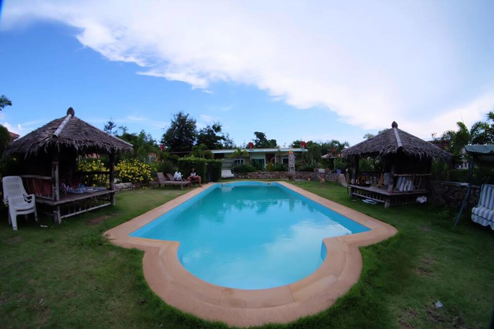 Ashaley Resort - carbon neutral hotel in Rayong