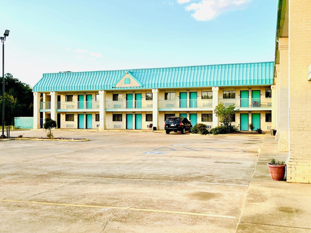 Western Inn Express - photo 19