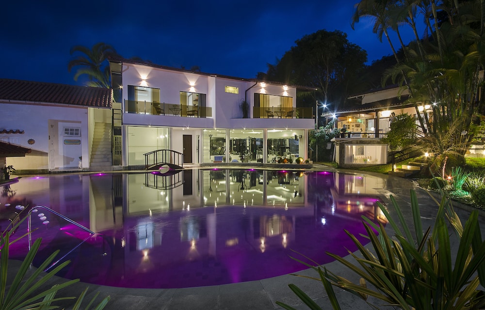 Angra Boutique Hotel