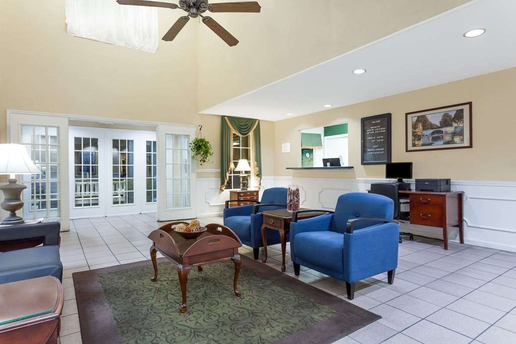 Super 8 by Wyndham Orangeburg North - photo 14