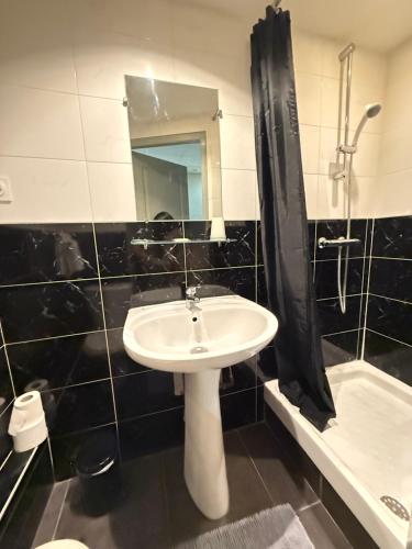 Hotel Relais Sud in Valence, France