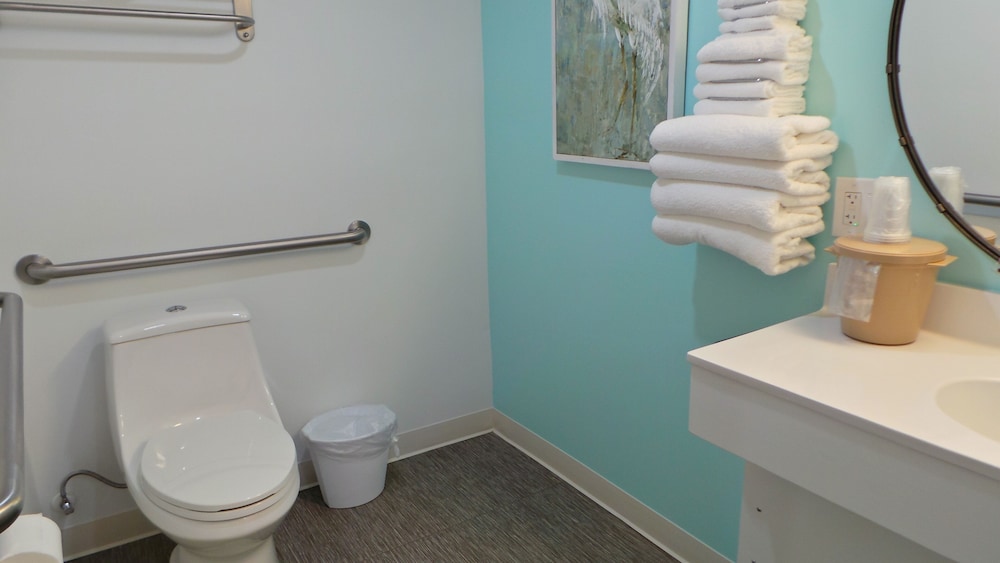 Island House Hotel - photo 36