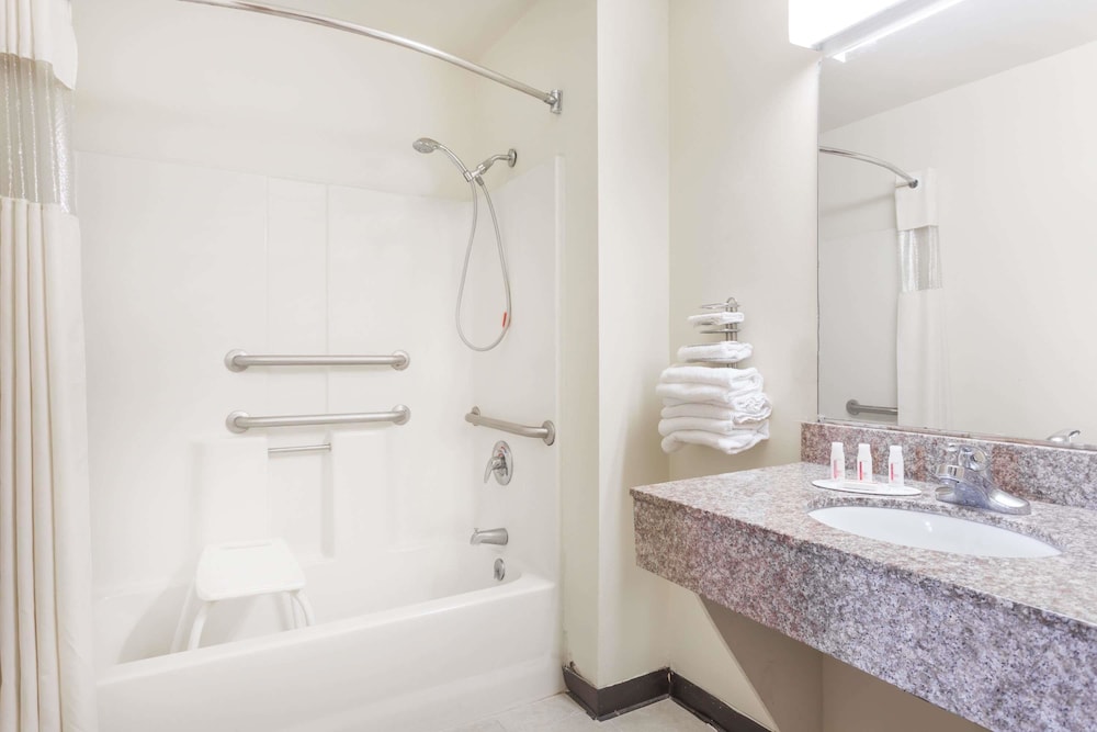 Travelodge by Wyndham Cordele - photo 14