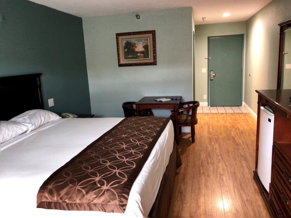 Calimesa Inn Motel - photo 20