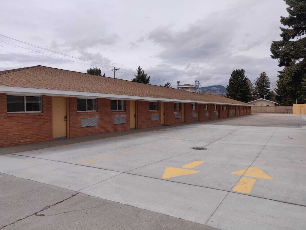 Skyline Motor Inn - photo 28