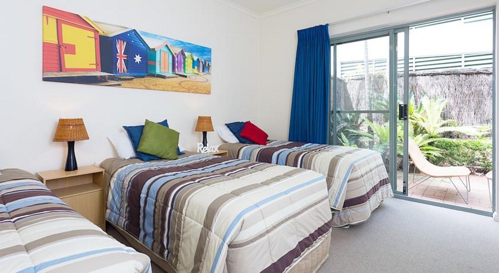 Avoca Palms Resort Apartments — Avoca Beach — photo 3
