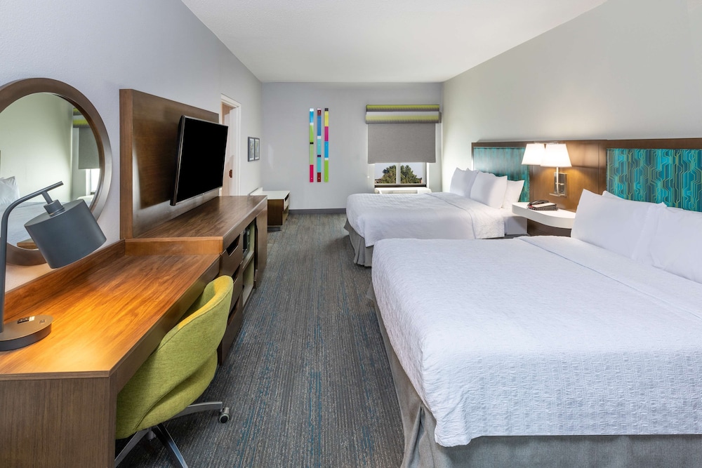 Hampton Inn & Suites Tulsa Woodland Hills 71st Memorial - photo 16
