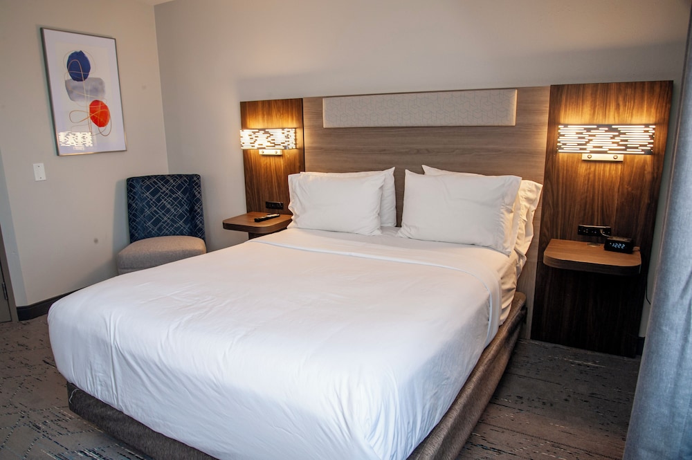 Holiday Inn Express Airport Tucson by IHG - photo 28
