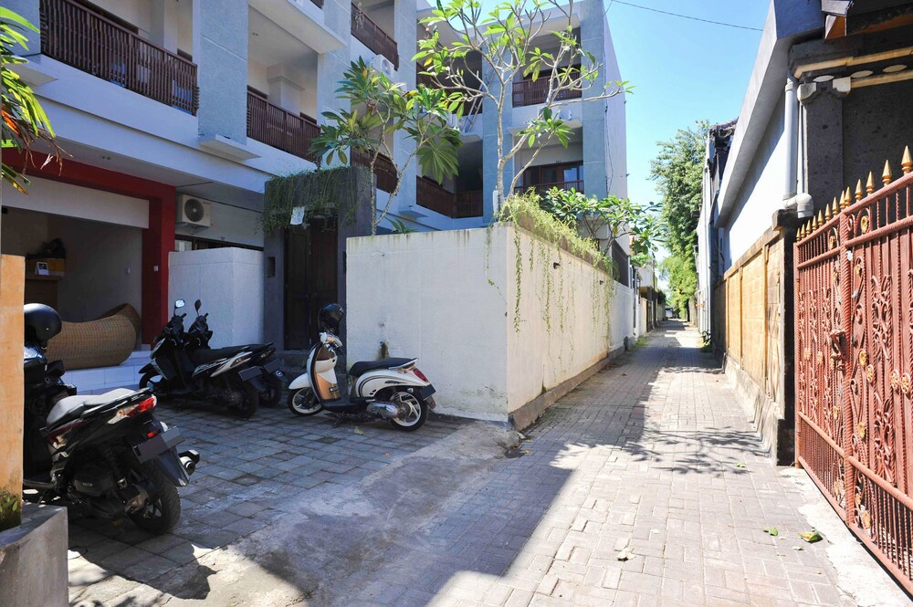 Airy Seminyak Kerobokan Merta Agung Gang Boom Baba 5B Bali in Kerobokan, Indonesia