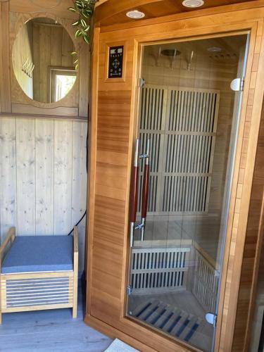 Apartmány v Chalupě nad Modravou - carbon neutral hotel in Unknown City