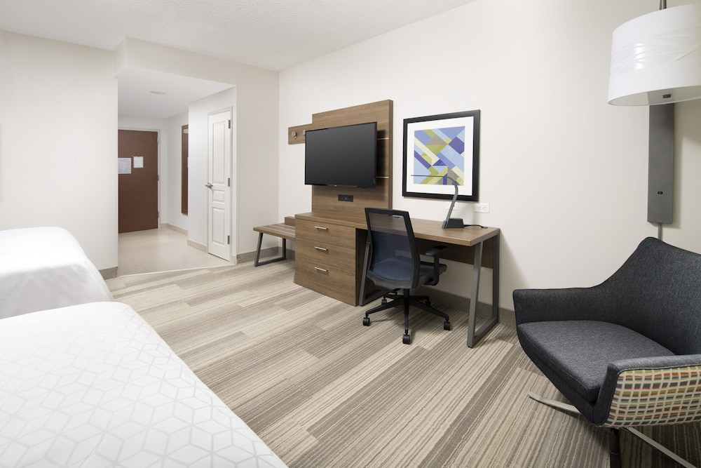 Holiday Inn Express Jacksonville Beach by IHG - photo 10