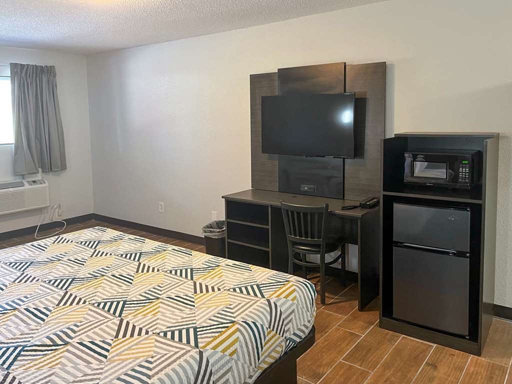 Motel 6 Hurricane WV - photo 10