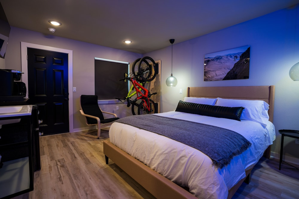 The Bike Inn - photo 46