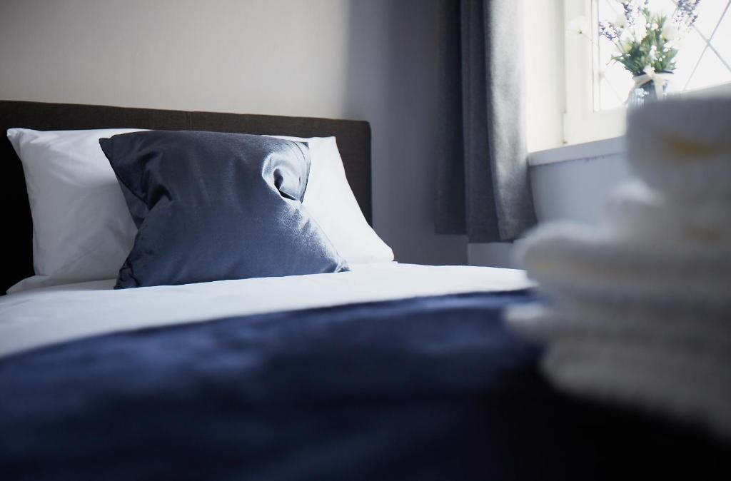 The Nook - carbon neutral hotel in Huddersfield