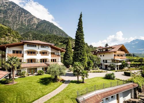 Nutzhof Mediterran Flair Hotel in Lagundo, Italy