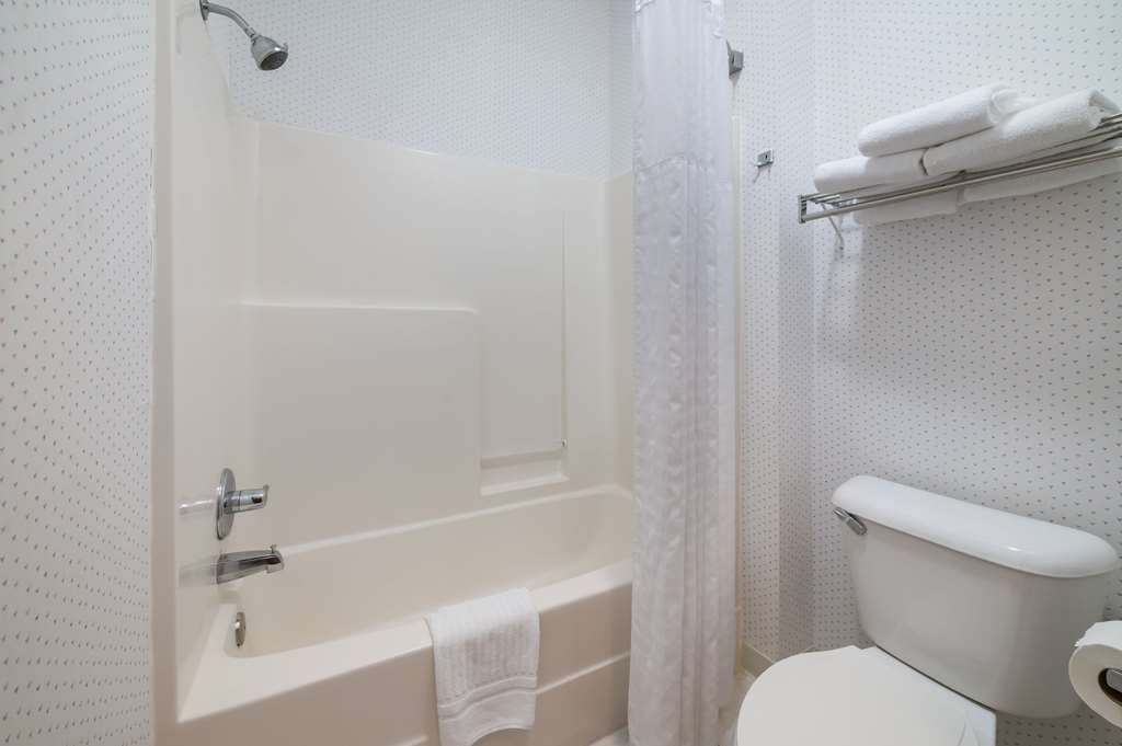 Rodeway Inn Urbana Champaign University Area - photo 21