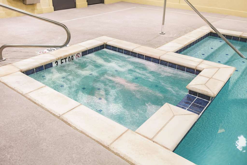 Quality Inn & Suites Colorado City TX - photo 11