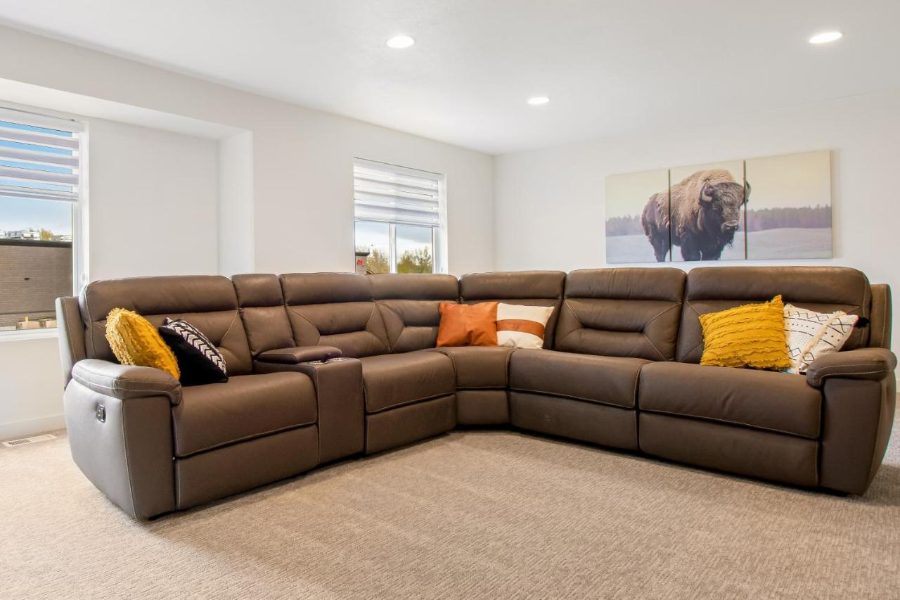 Western Paradise at BearLake in Garden City, United States