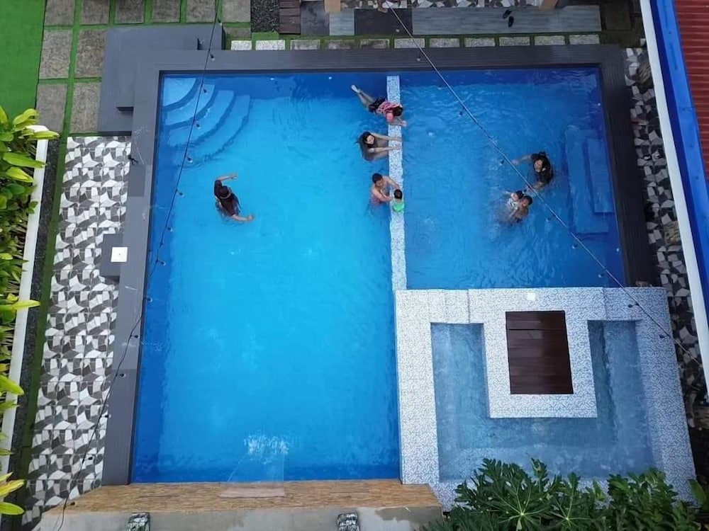 Langojon Jianjoy Resort in General Luna, Philippines