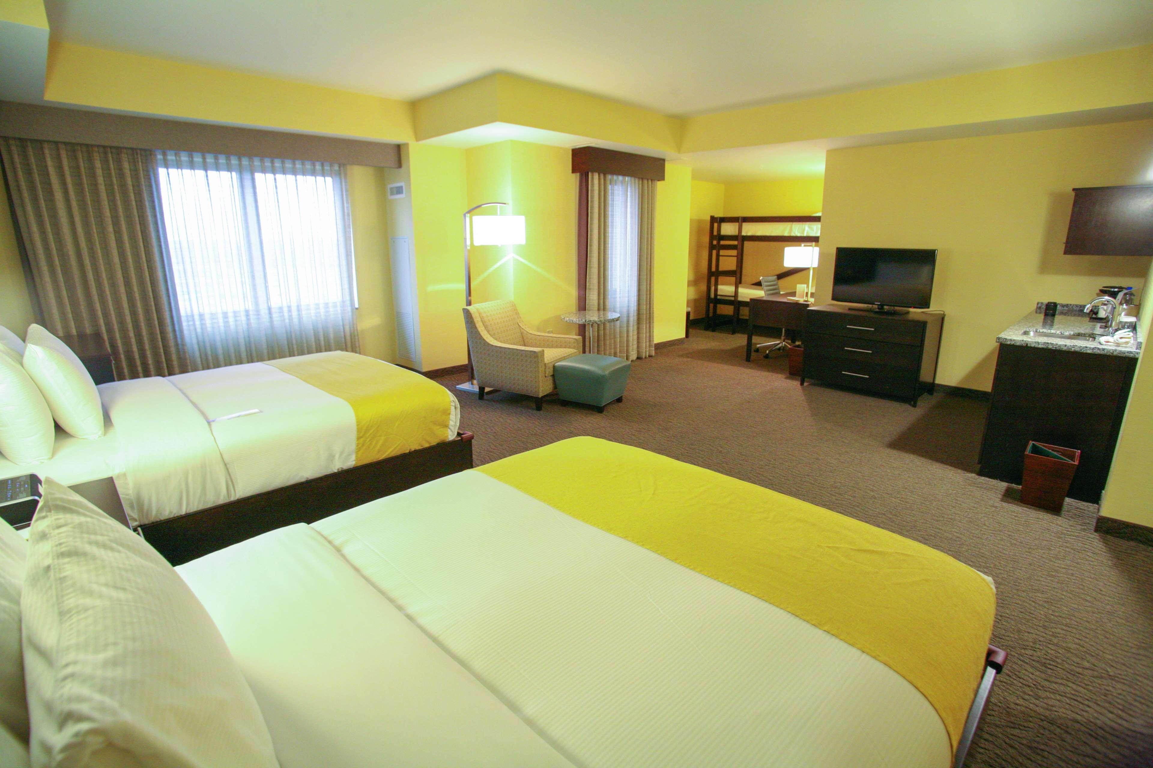 Doubletree By Hilton Hotel Bemidji - photo 17