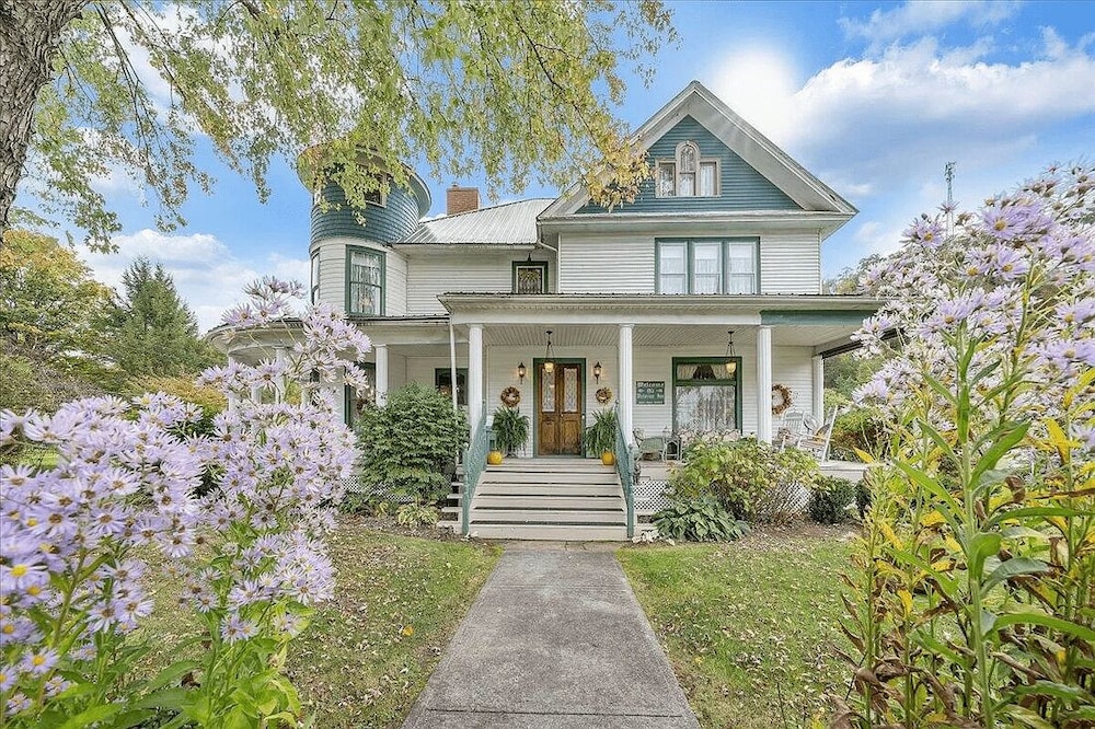 The Alderson Inn - last minute hotel in Alderson