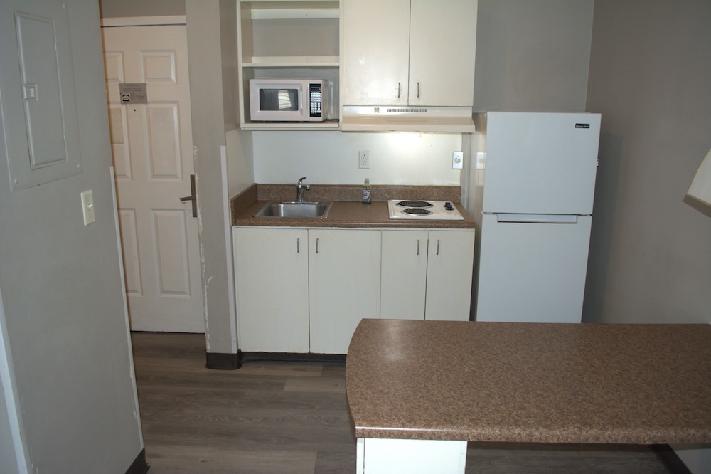 Naval Base Area - photo 5