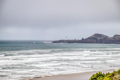 Somewhere at the Beach - photo 41