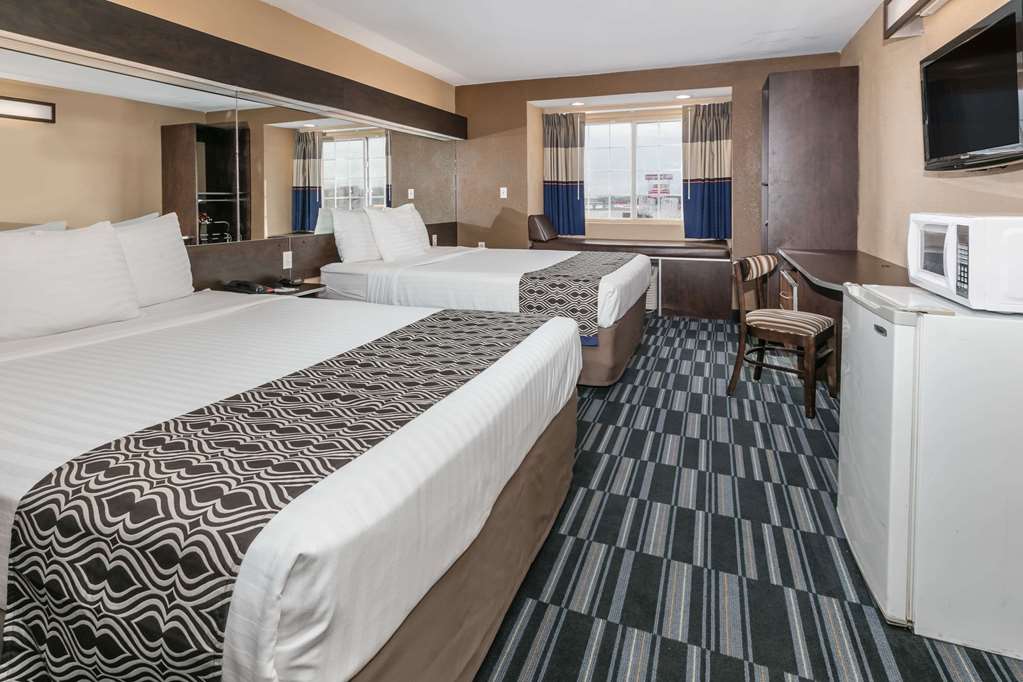 Microtel Inn & Suites by Wyndham Scott Lafayette - photo 8