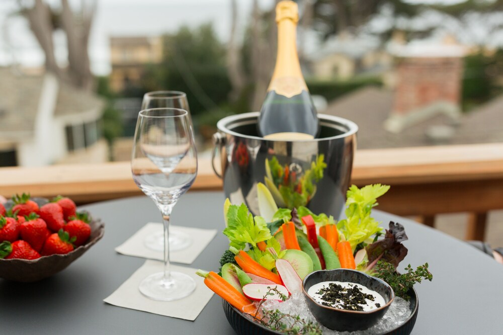 Carmel Beach Hotel - photo 41