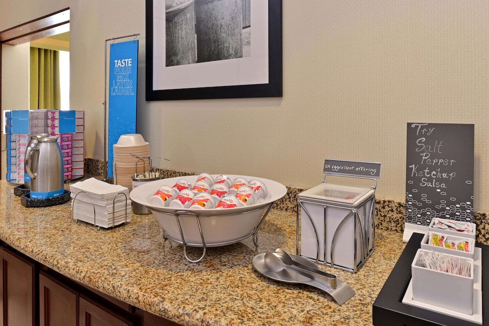 Hampton Inn Grand Island - photo 28