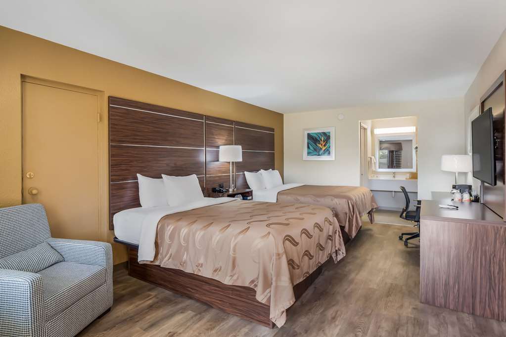 Quality Inn & Suites Suffolk West - photo 15