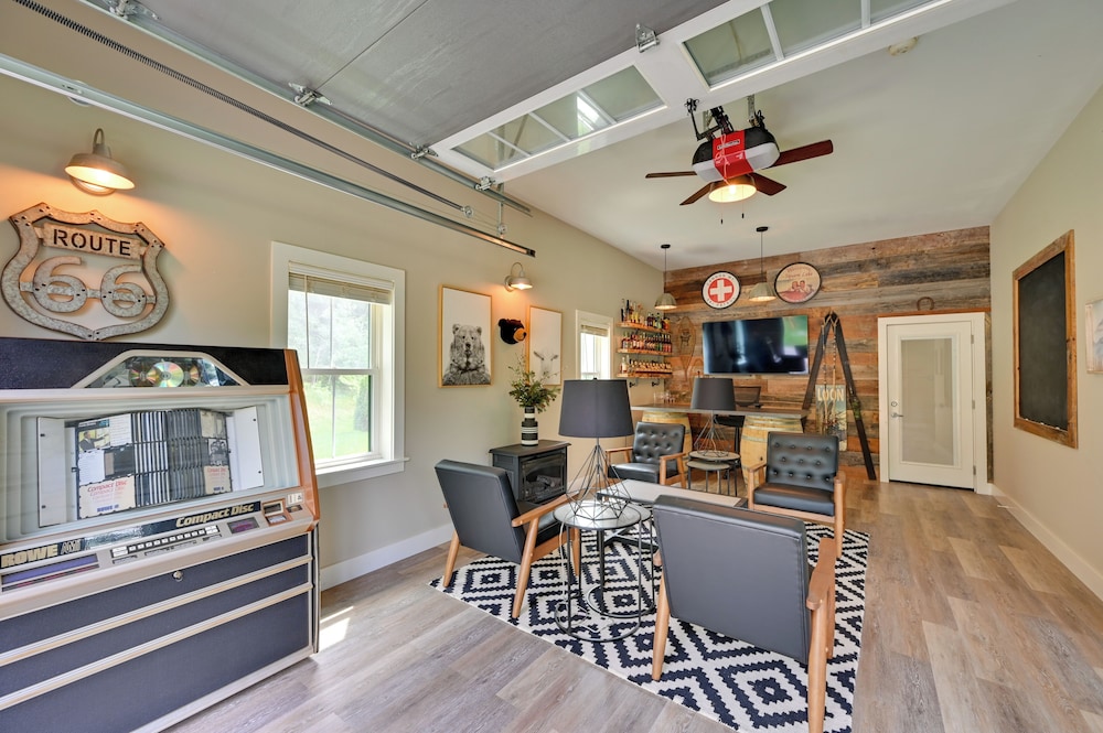 Cozy Campton Cottage 1 Mi to Owls Nest Resort — hotel in Campton