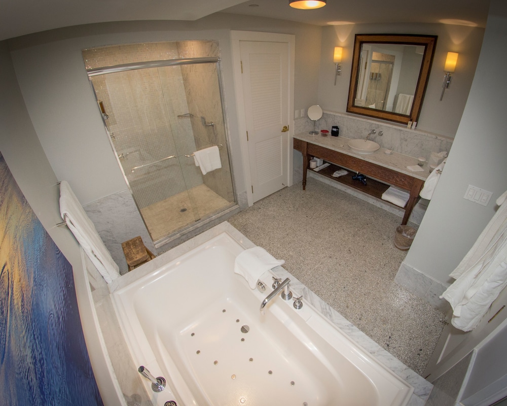 Emerson Resort & Spa - photo 9